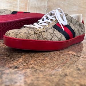 GUCCI Men's Ace GG Supreme sneaker